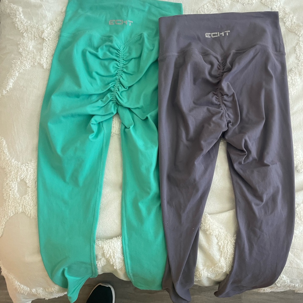 2 pair ECHT leggings!